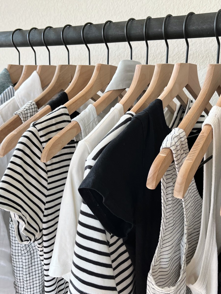 A Simple Summer Capsule: 30 pieces for 30&nbsp;days